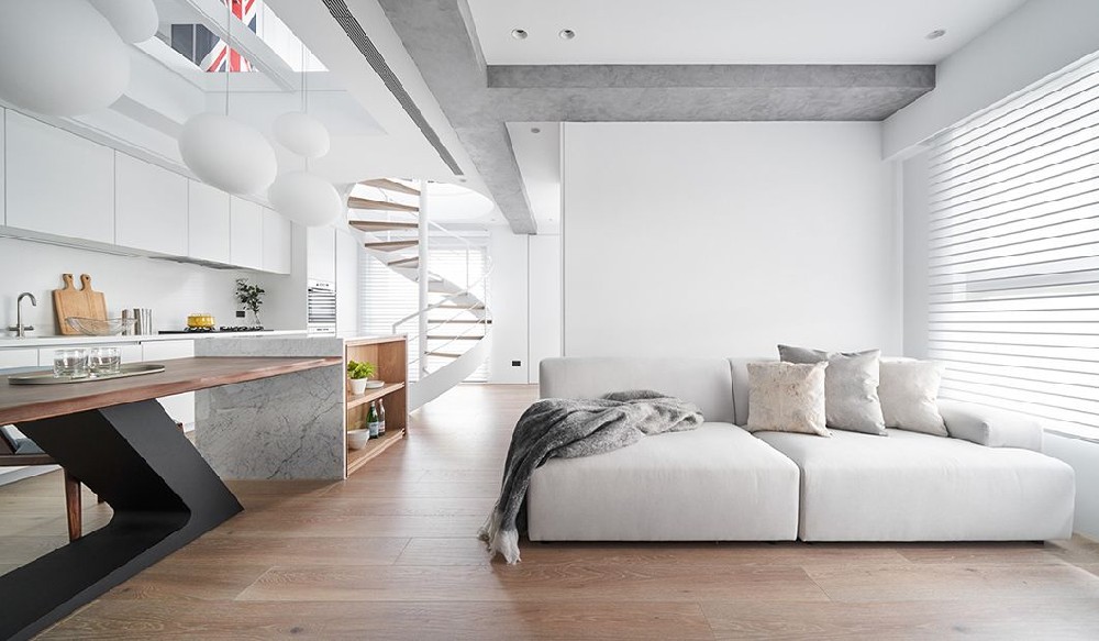 北歐Loft 雙層公寓，一家四口的輕暖日常